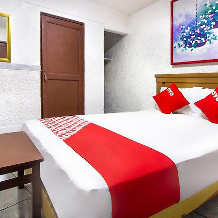 OYO Hotel Brazil Guadalajara Buitenkant foto