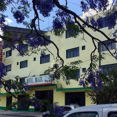 OYO Hotel Brazil Guadalajara Buitenkant foto