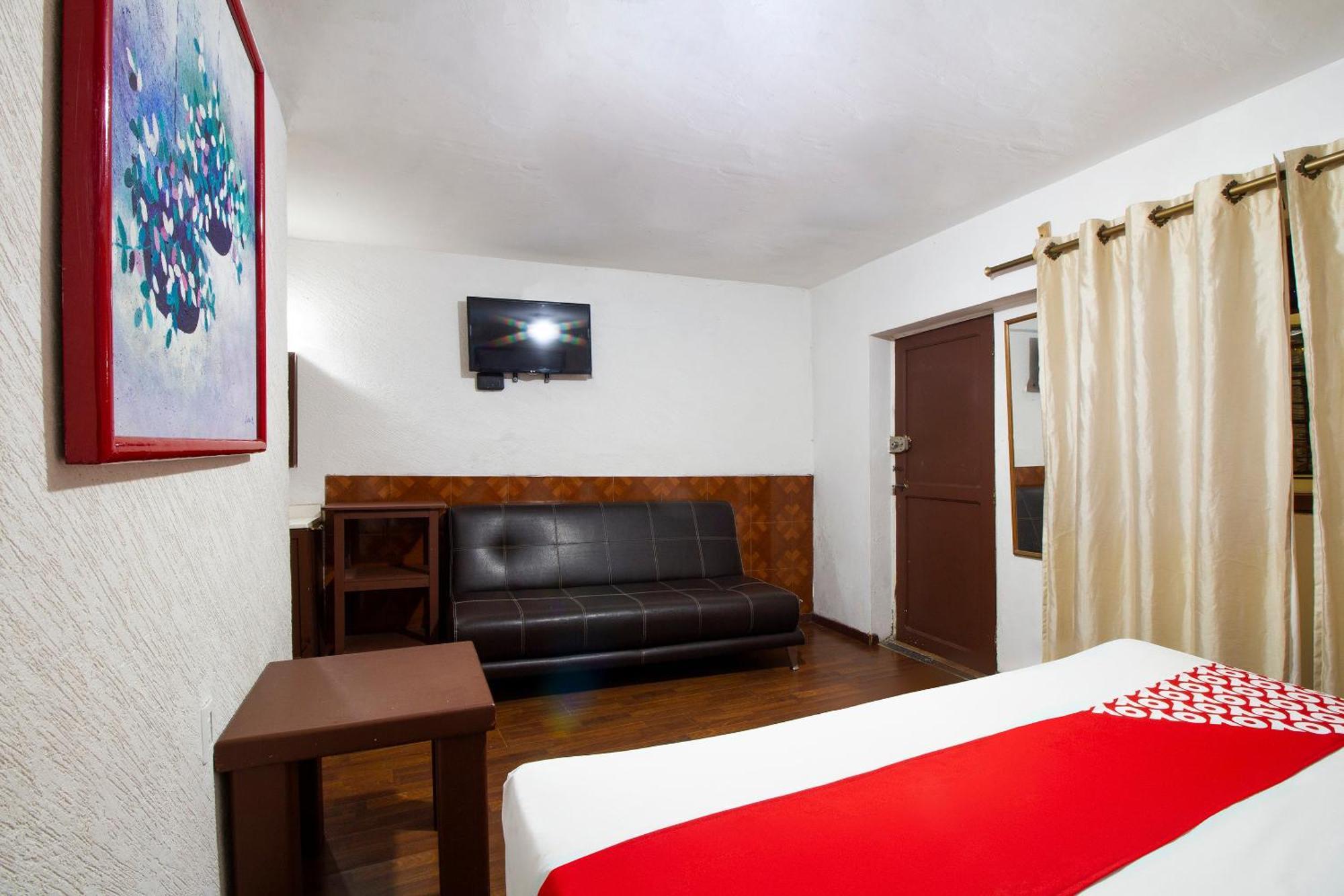 OYO Hotel Brazil Guadalajara Buitenkant foto