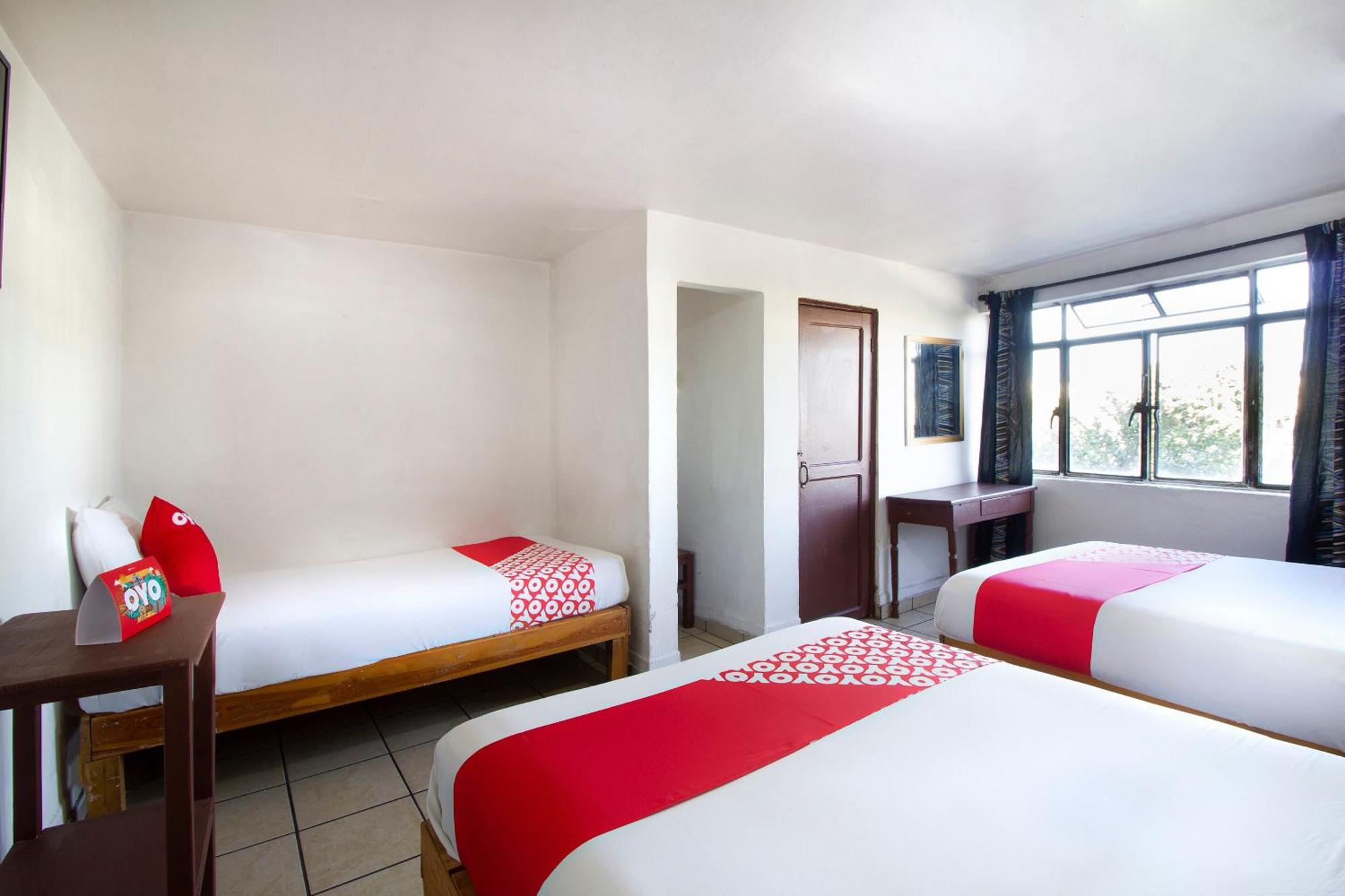 OYO Hotel Brazil Guadalajara Buitenkant foto