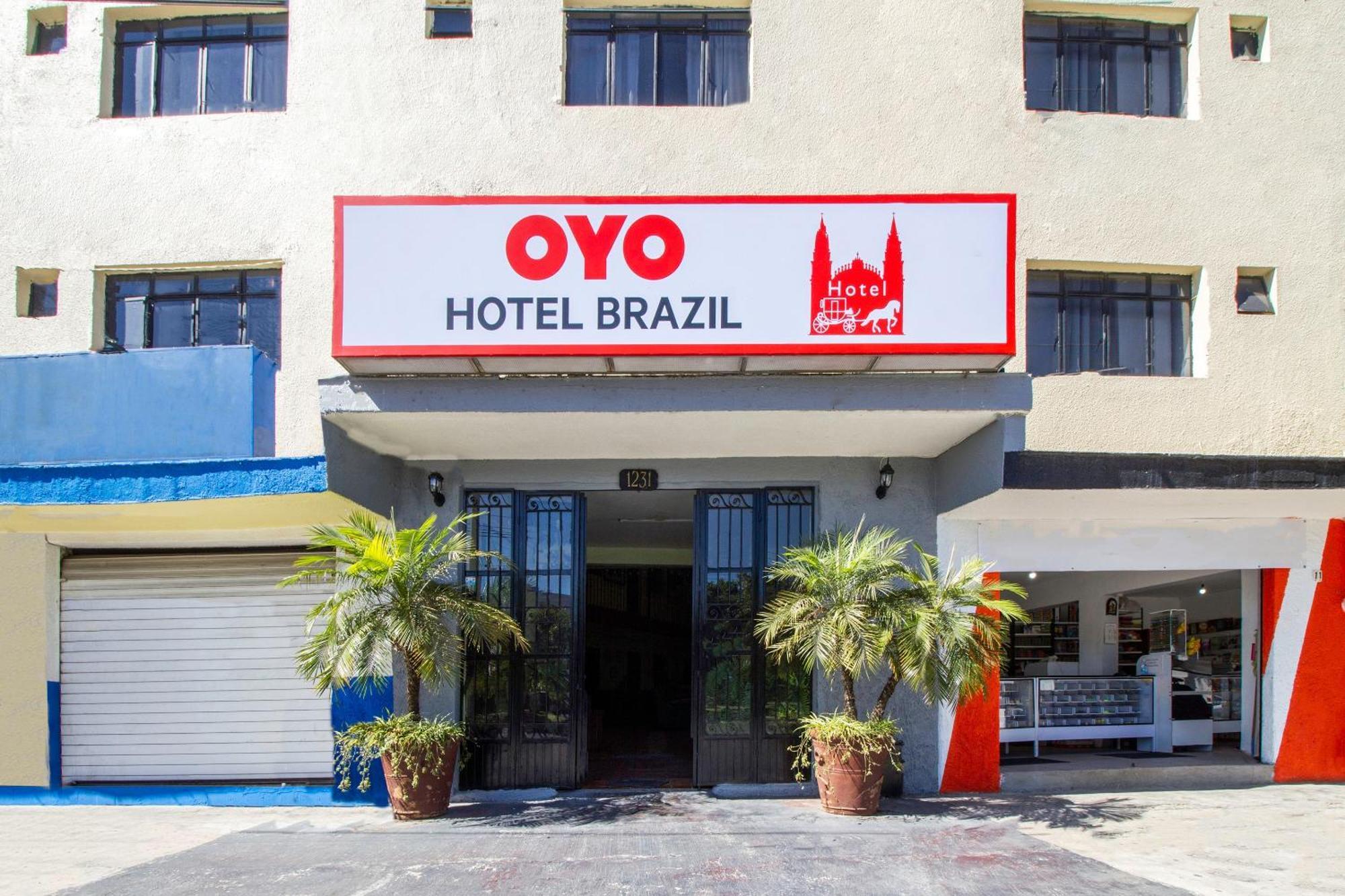 OYO Hotel Brazil Guadalajara Buitenkant foto
