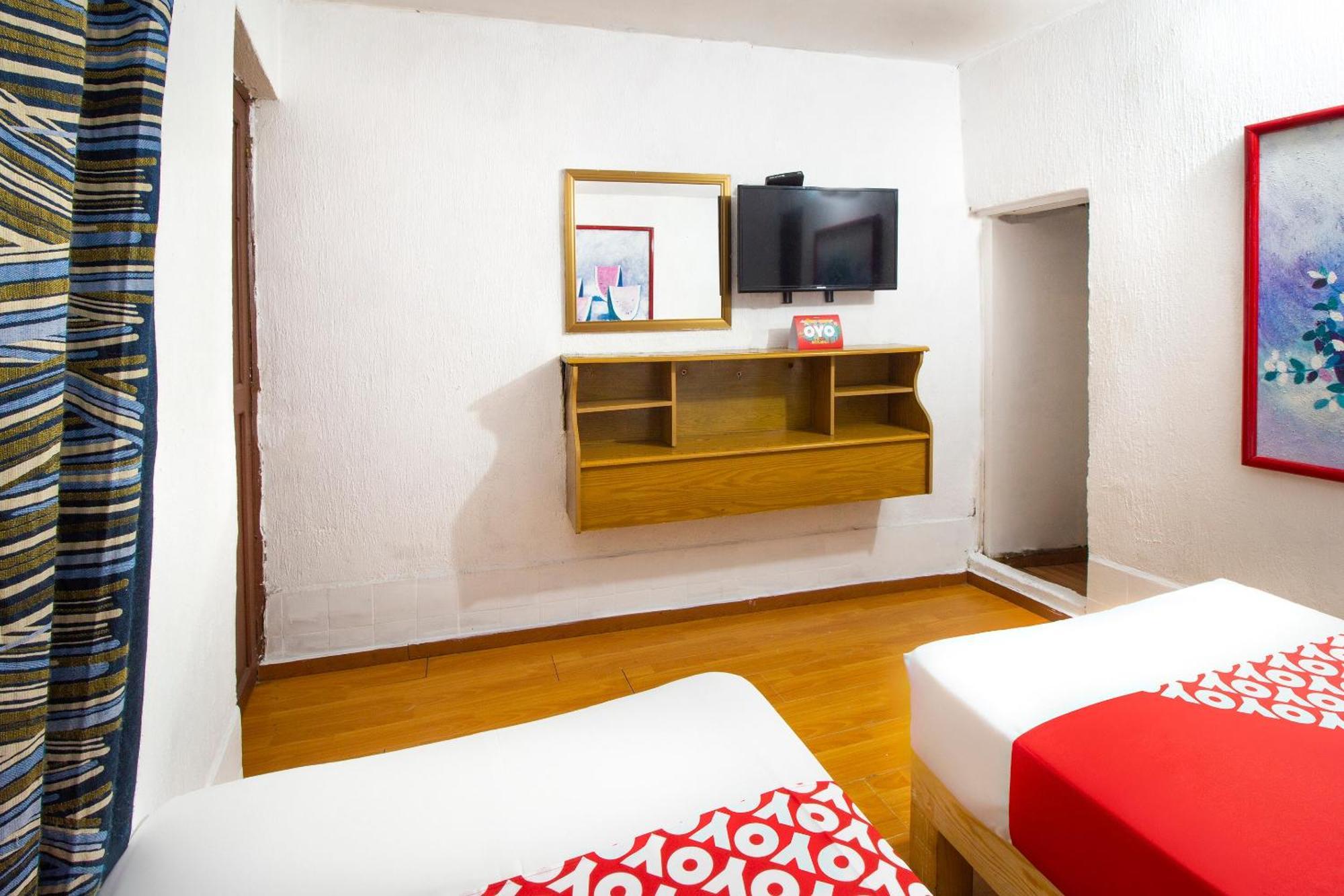 OYO Hotel Brazil Guadalajara Buitenkant foto