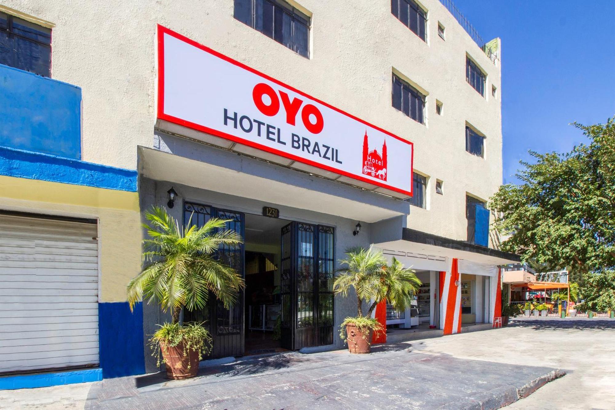 OYO Hotel Brazil Guadalajara Buitenkant foto