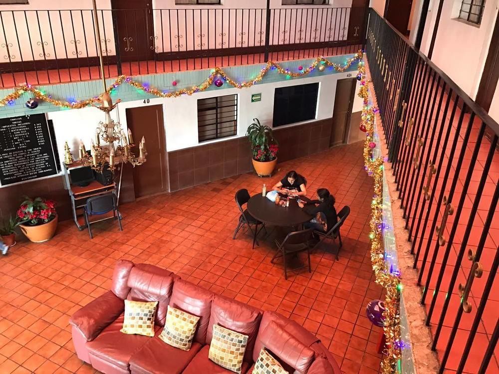 OYO Hotel Brazil Guadalajara Buitenkant foto
